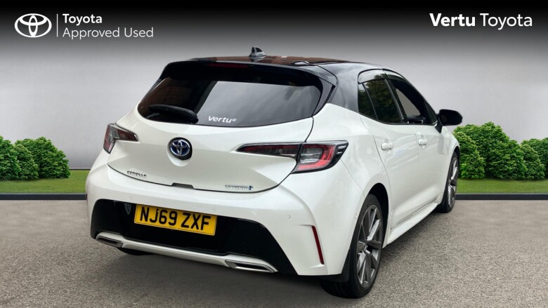 Toyota Corolla 2.0 VVT-i Hybrid Excel 5dr CVT Hybrid Hatchback